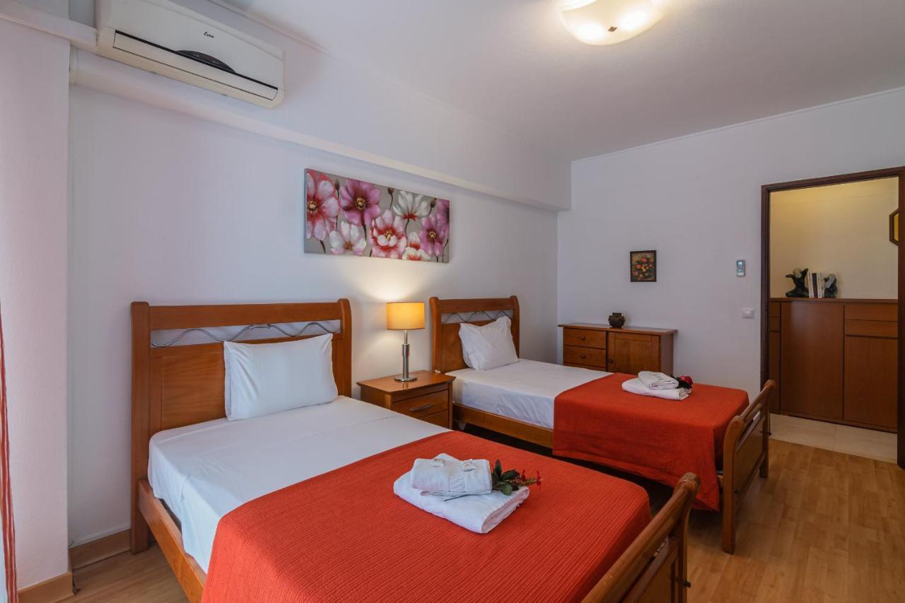 Appartamento Quarteira Ocean View By Homing Esterno foto